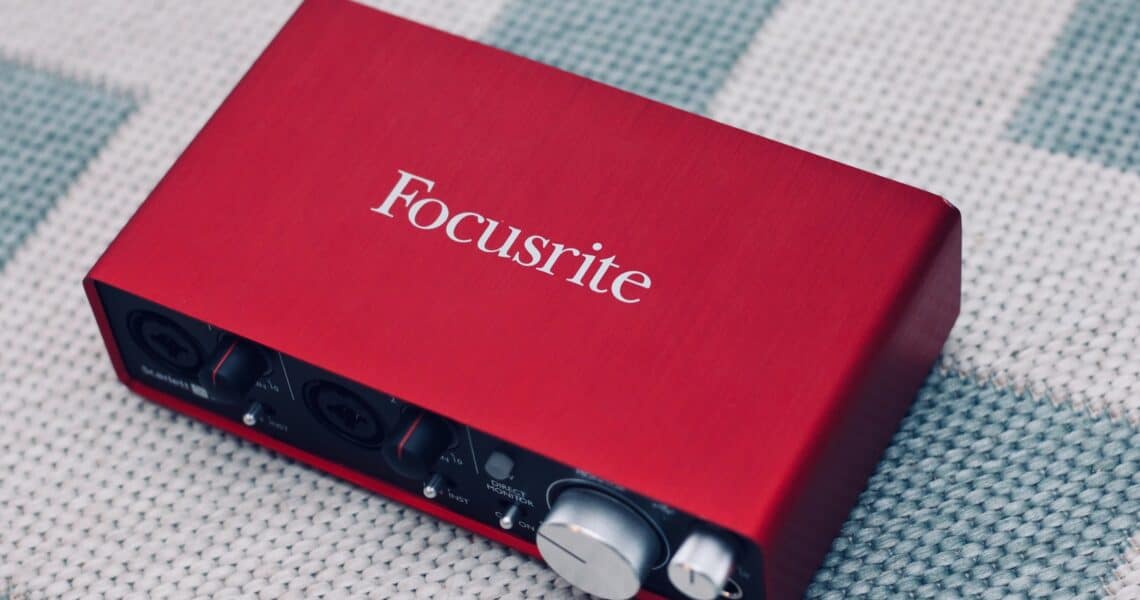 Focusrite Scarlett 2i2 vs Solo – All You Need to Know!